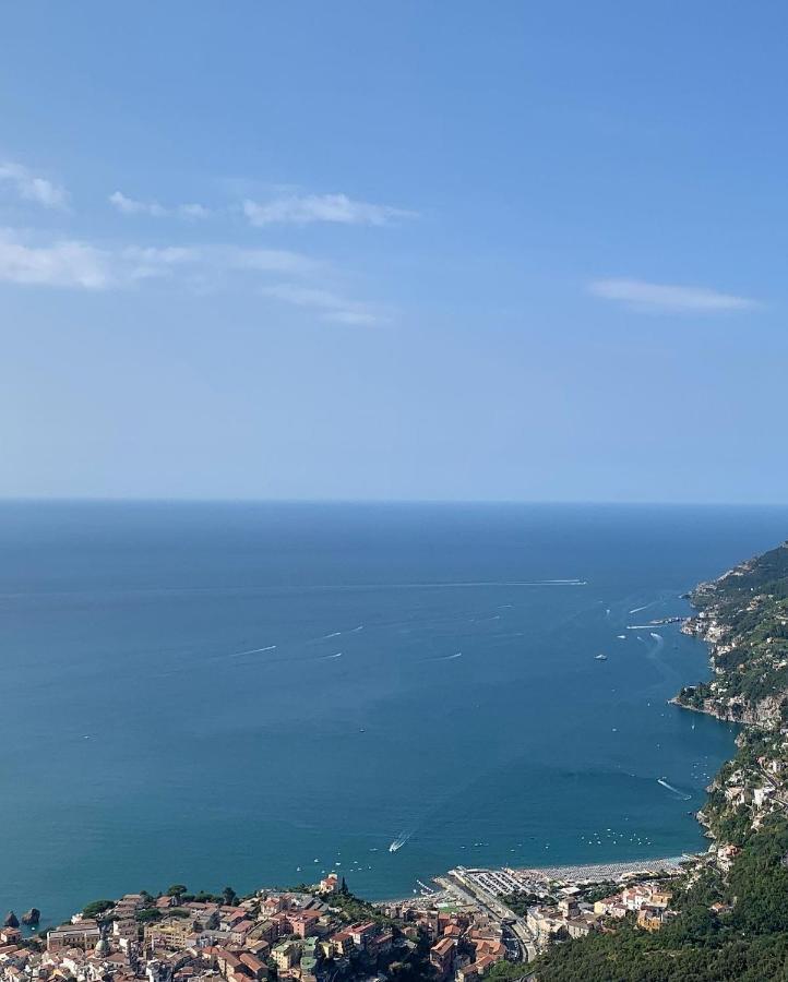 شقة La Finestra Sul Mare Vietri المظهر الخارجي الصورة